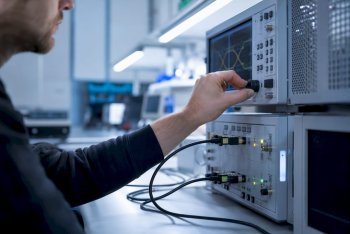 Ultra High Speed HDMI: co certifikace kabelu skutečně garantuje