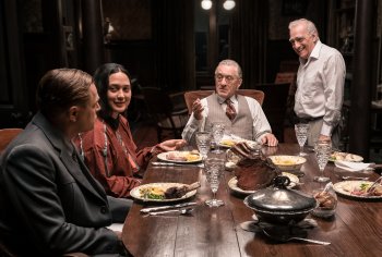 Film Zabijáci květinového měsíce byl oceněn deseti nominacemi na Oscara, mimo jiné za nejlepší film, režii (Martin Scorsese) a nejlepší herečku v hlavní roli (Lily Gladstone).