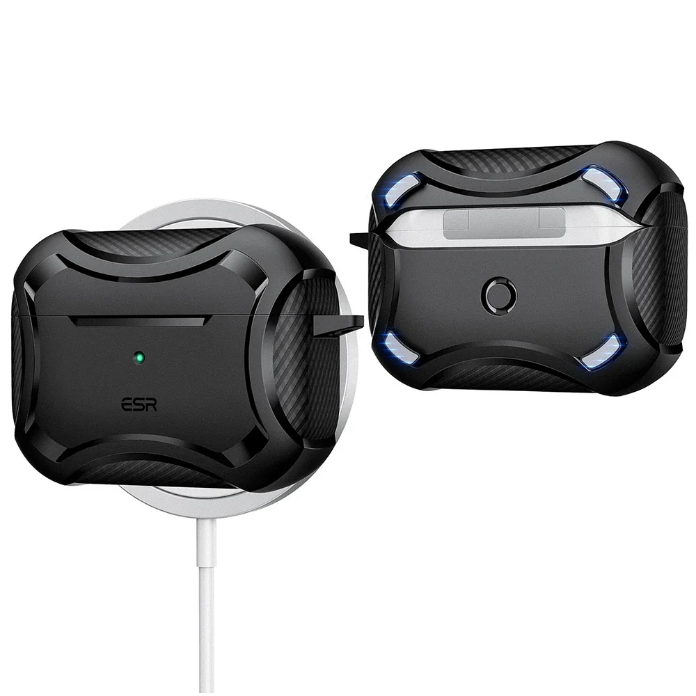 Odolné ochranné pouzdro ESR pro AirPods Pro s MagSafe kompatibilitou – poskytuje maximální ochranu před poškozením a umožňuje bezdrátové nabíjení. Odolné ochranné pouzdro ESR pro AirPods Pro s MagSafe kompatibilitou – poskytuje maximální ochranu před poškozením a umožňuje bezdrátové nabíjení.