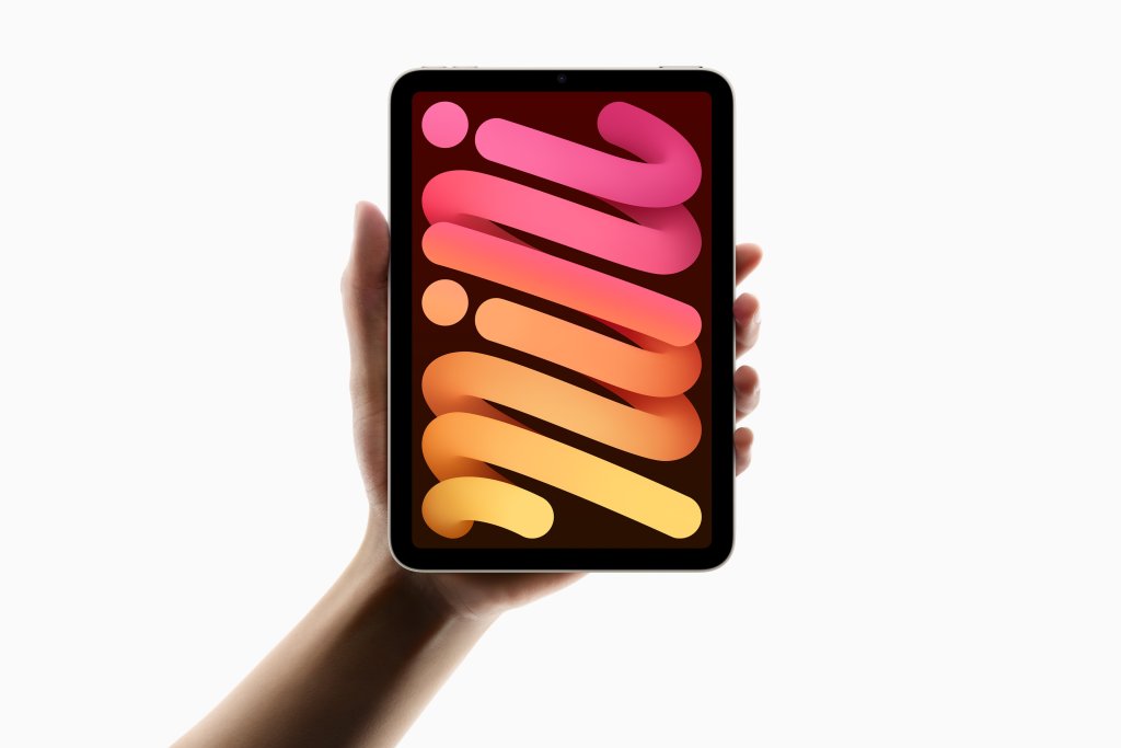 Nov&yacute; iPad mini: v&yacute;konn&yacute;, kompaktn&iacute; design s plnohodnotn&yacute;m iPad z&aacute;žitkem za skvělou cenu.