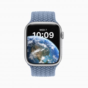 WatchOS 9 pro Apple Watch je venku