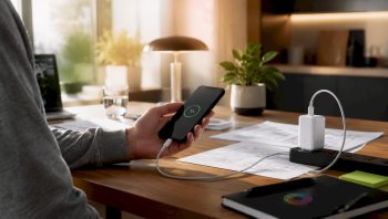 OPPO VOOC SuperVOOC: průvodce rychlým nabíjením 2026