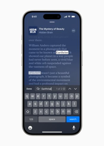 Přepisy, které byly vytvořeny s cílem zlepšit přístupnost služby Apple Podcasts, obsahují kontrastní písmo a barvy, které byly navrženy tak, aby se dlouhý text lépe skenoval a četl.