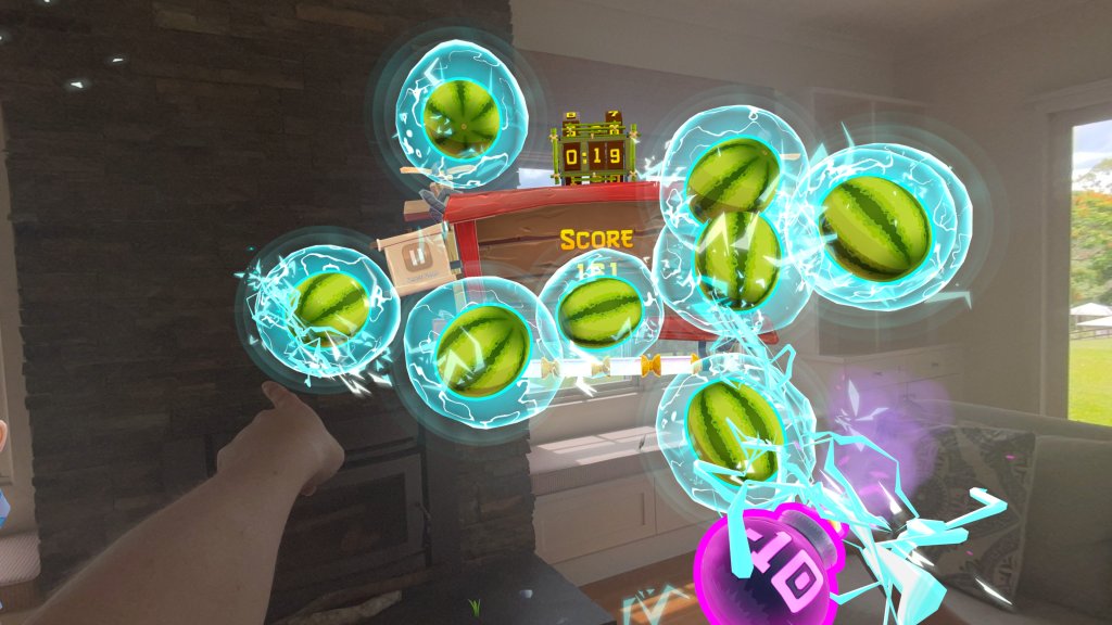 S Apple Arcade maj&iacute; hr&aacute;či na Apple Vision Pro př&iacute;stup ke katalogu v&iacute;ce než 250 her včetně Super Fruit Ninja.