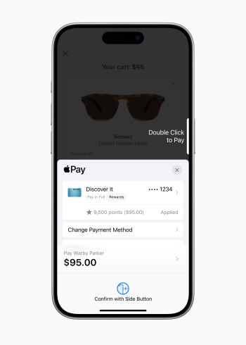 Uživatelé získají nové způsoby placení pomocí Apple Pay, včetně možnosti uplatnění odměn a přístupu ke splátkám ze způsobilých kreditních nebo debetních karet.