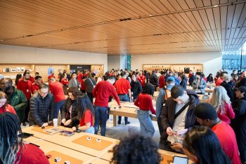 Otevření nového centra Apple Pacific ve Vancouveru