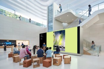Apple The Exchange TRX bude v rámci akce Today at Apple nabízet bezplatná sezení přímo v prodejně, včetně fotografických prohlídek, které využijí krásné umístění prodejny.