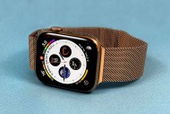 Řemínek Milánský tah k Apple Watch Series 4/5/6/SE (44mm)