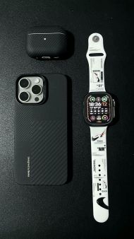 Benks Montage ArmorAir MagSafe Kevlar 600D+1500D iPhone 15 Pro Max černý