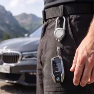 Tech-Protect ATH02 UrbanLoop bezpečnostní držák s navíjecím ocelovým lankem