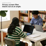 Spigen SafeView magnetický privátní filtr pro MacBook Neo 13"
