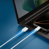 USB-C konektor kabelu Spigen EB6020AC Essential 200 cm – flexibilní provedení